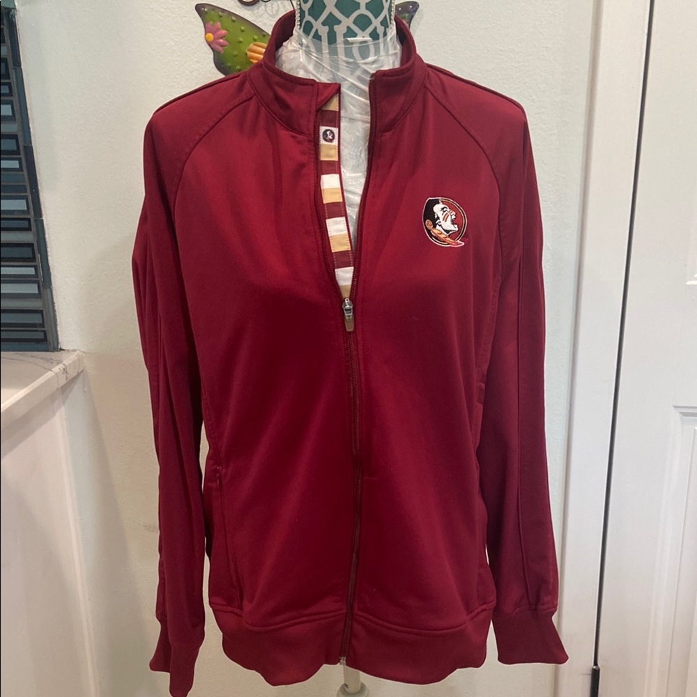 Florida State University woman’s fleece lined jacket. Zipper front.